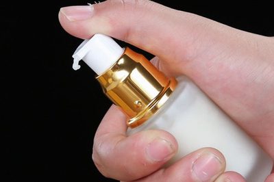 Push-type spray small bottle travel portable frosted glass lotion bottle (1)