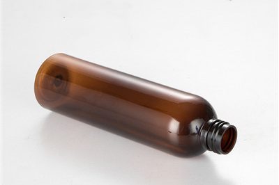 250ml round shoulder bottle long with ribbed spray bottle (4)